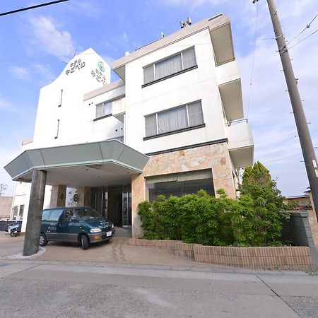 Hotel Yagobei Minamichita Exteriör bild