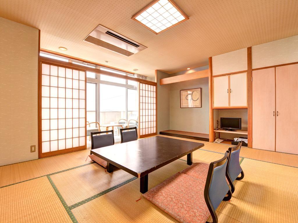 Hotel Yagobei Minamichita Exteriör bild